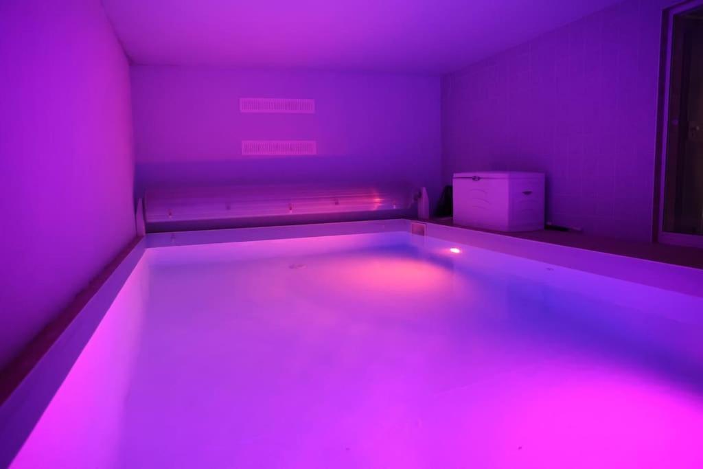Villa Avec Piscine Interieure Holtzheim Exteriör bild