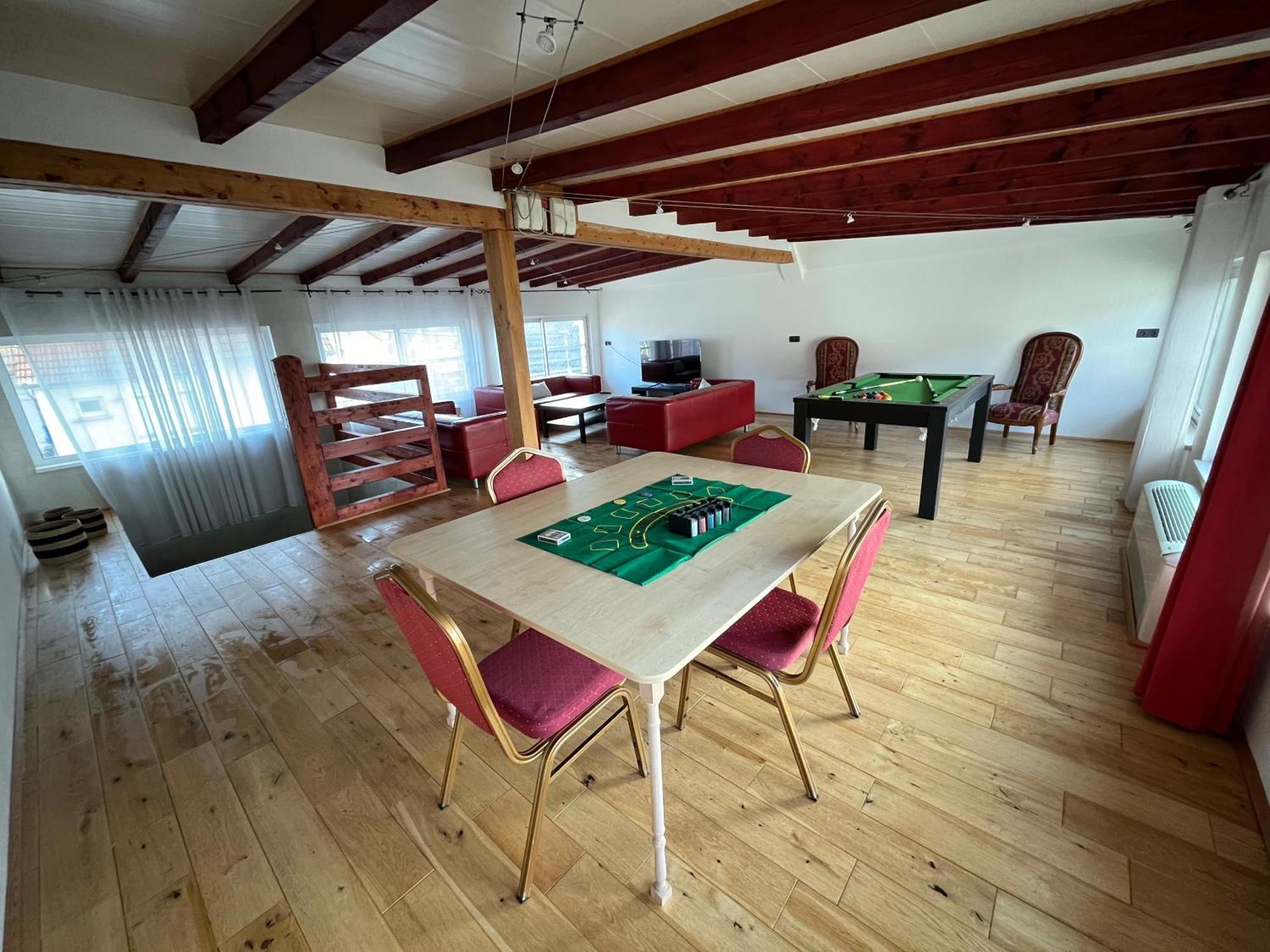 Villa Avec Piscine Interieure Holtzheim Exteriör bild